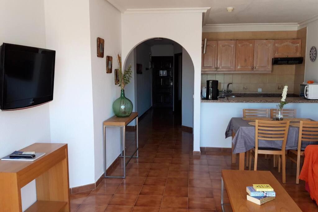 Apartment With Pool And Gardens Near The Coast San Miguel de Abona Zewnętrze zdjęcie